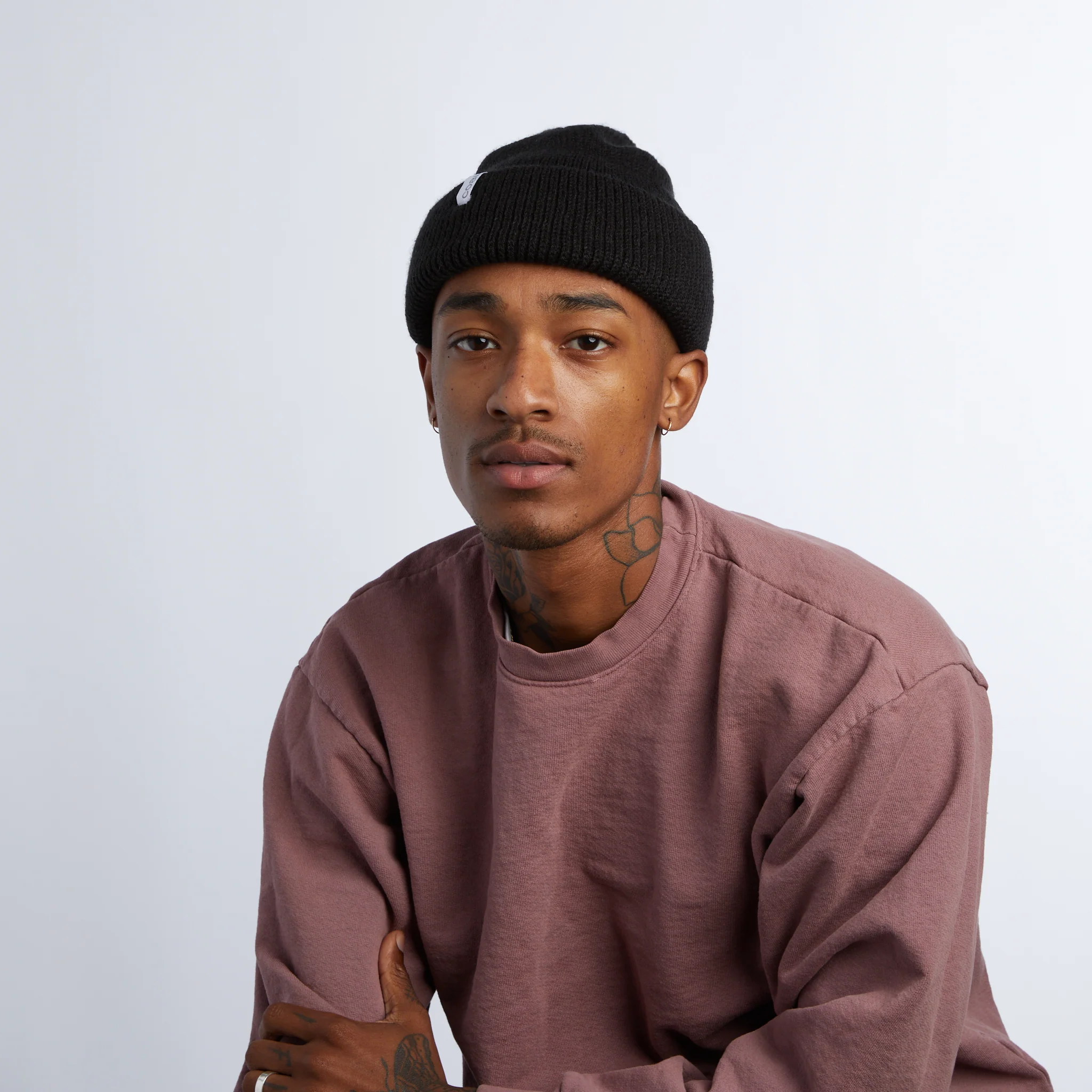 The Frena Thick Knit Cuff Beanie - Image 12