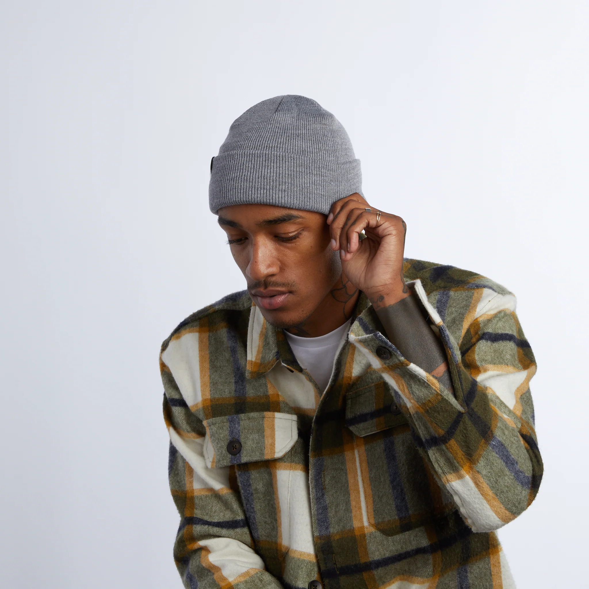 The Uniform Low Recycled Knit Cuff Beanie - Image 13